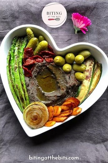 Smooth & Delicious Black Chickpea Hummus Recipe (easy recipe)