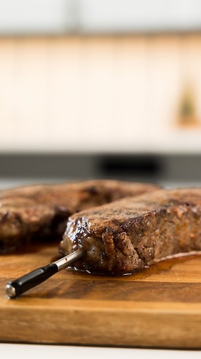 Say hello to perfect protein! 🥩 Our Smart Meat Thermometer helps to take the guesswork out of cooking with real-time wireless temperature readings. Watch to see it in action 🌡️ RECIPE: Grilled New York Strip Steak with Maple-Bourbon Butter INGREDIENTS: - ¼ cup unsalted butter, room temperature - 1 tablespoon maple syrup - ½ tablespoon bourbon - 1 teaspoon fresh thyme leaves, chopped - 1¼ teaspoons kosher salt, divided - ½ teaspoon smoked paprika - 2 New York strip steaks (1½ inches thick) - ¾ 