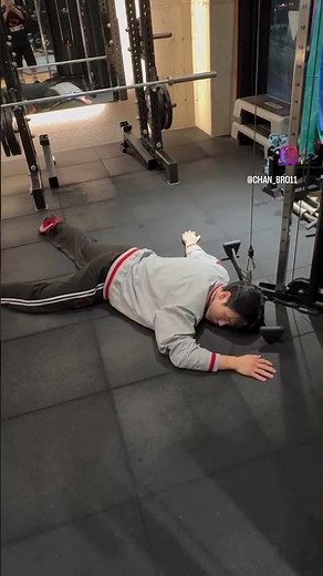 위기탈출 넘버원 헬스장 편(Gym Fails You Should Avoid 😬)