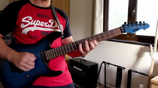 [转载] Superstrat对比 - Fender vs ESP vs Charvel !!