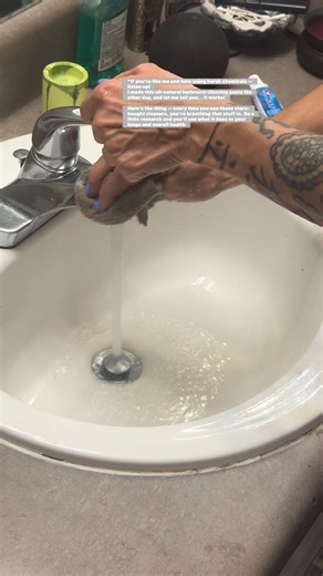 Caption: “If you’re like me and hate using harsh chemicals — listen up! 🧽 I made this all-natural bathroom cleaning paste the other day, and let me tell you… it works! 💪✨ Here’s the thing — every time you use those store-bought cleaners, you’re breathing that stuff in. Do a little research and you’ll see what it does to your lungs and overall health 😬 So I decided to test my DIY paste. And yes… I didn’t clean my sink for a few days on purpose so you can see the real deal. That ‘dirt’ you see?