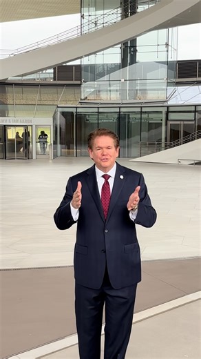 1.6K views · 75 reactions | What happens when leadership listens? Magic. And unity. I was so invigorated after recently speaking to a group of executives at the National Medal of Honor Museum in Arlington. This group was hungry for actionable lessons they can and will take back to their companies to further their team's success. wjeffwilliams.com | W. Jeff Williams | Facebook