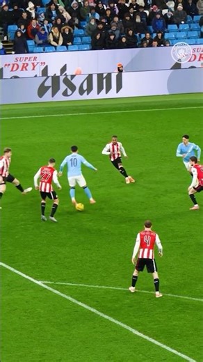 Flair mode ON 💫 #football #mancity #skills #cherki #foden