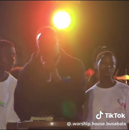 Powerful moment of worship with pastor Wilson Bugembe@Pastor Wilson Bugembe