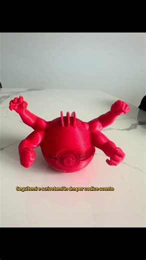 Da un mucchio di pezzi... al Campione del tuo setup! 💪 Vi presentiamo il nostro nuovo stand per controller/cuffie a tema Machamp! Ogni pezzo è stampato in 3D e assemblato per creare il guardiano definitivo per la tua postazione da gaming. E per celebrare il suo arrivo, abbiamo un'offerta speciale per la nostra community! 🔥 VUOI IL 10% DI SCONTO SU TUTTO IL CATALOGO? 🔥 È semplice: 1️⃣ SEGUI il nostro profilo @pris_ma3d 2️⃣ SCRIVICI in DM 📩 la parola