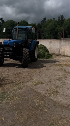 New Holland Tractor Edit #7840