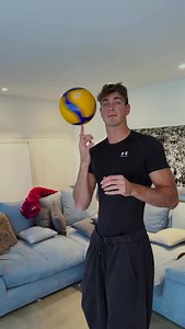 tutorial on how to spike a volleyball #reels #volleyball #haikyuu #transition | Tobias Krick