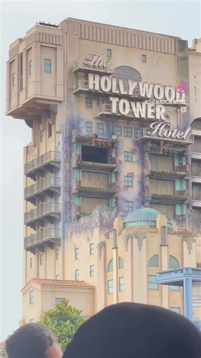 Experience the Thrilling Twilight Zone Tower of Terror at Disneyland Paris!