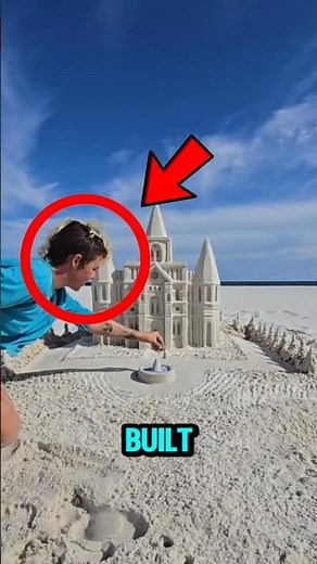 She built a sandcastle for hours, it got destroyed—but what she made next will amaze you! 🌊 #shorts
