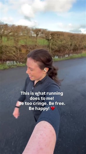 This is what running does to me! Pure joy always! Anyone else? 🙌 #running #runninglife #runningjoy #runners