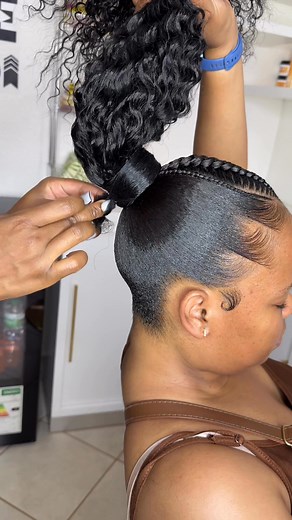 33K views · 663 reactions | We got this small net from the hair piece pack then we use it to wrap our ponytail #viralreelschallenge #ponytail #fblifestyle | Melodythebraidboss mtbb | Facebook