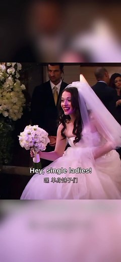 My bouquet is only for you!You can always count on me.How long have you and your best friend known each other?#sister #friend#married #movie #eyewear #classic