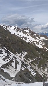 87K views · 1.9K reactions | Direttamente dal Passo dello Stelvio ! Guardate quanta neve che spettacolo!!❄️❄️ Ringraziamo @Andrea Lanza per la gentile concessione. #passostelvio #alpi #Neve #giugno2024 | È Tempo di Neve, è Tempo di Magia | Facebook