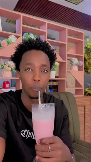 Duco waalid baa igu dhacday 😂 #teamshugriyawyaw #xadaarigeesi #qosolka_adunka #somaliatiktok #comedia