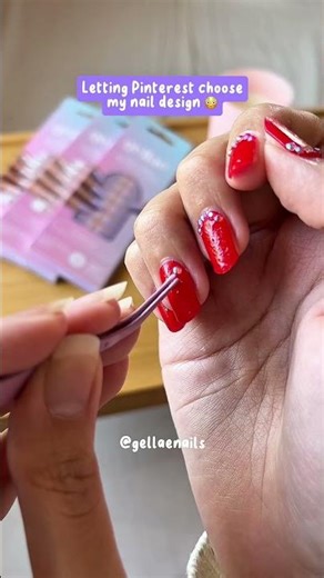 Pinterest chose this nail design ✨ These are Gellae gel nail stickers and they’re easy to apply