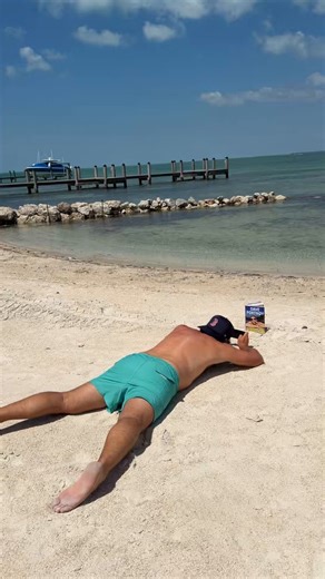 The summer book of the season is almost here. I told @GalleryBooks we need summer dollars. Now, if the people can't read here, they'll be glad to read at the beaches of Cape Cod, the Hamptons, Long Island ...Preorder for summerhttps://t.co/4vxrR4eFFY