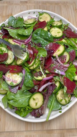 Beetroot Glow Salad 🥗✨ Fresh, Zesty & Ready in Minutes!