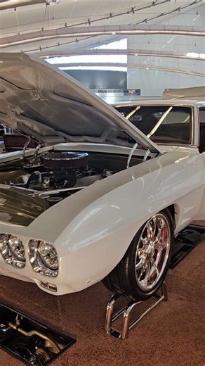 1969 Pontiac Firebird at World of Wheels 2026 #classiccars #firebird #oldcars #old_is_gold #pontiac
