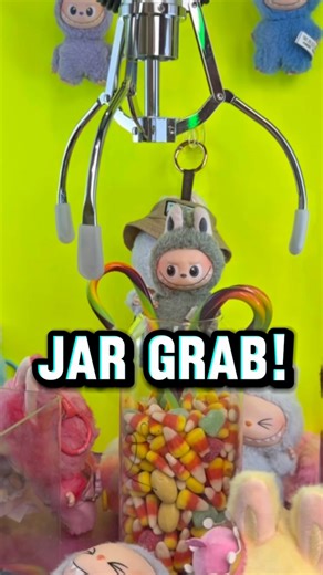 Labubu Jar Claw Grab!