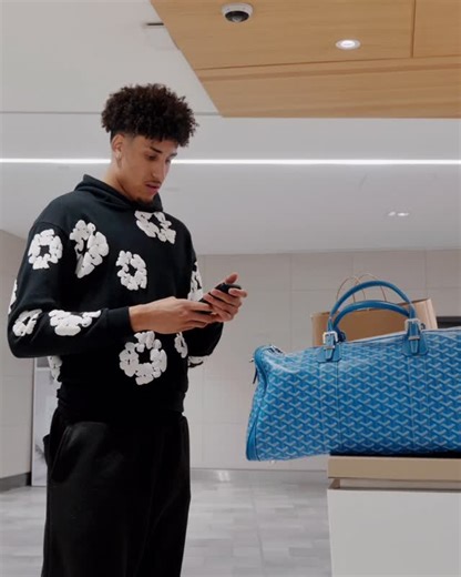 Jordann Dumont on Instagram: "🎥-@visualsbylulu"