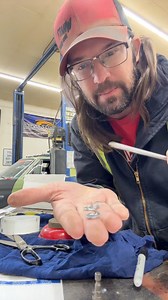 431K views · 8K reactions | Magnetize your screw driver! #didyouknow #nowayguy #todayyearsold #todayilearned #lifehack #toolhack #nowyouknow | Shaun Umscheid - What? Nooo Waaay Guy | Facebook