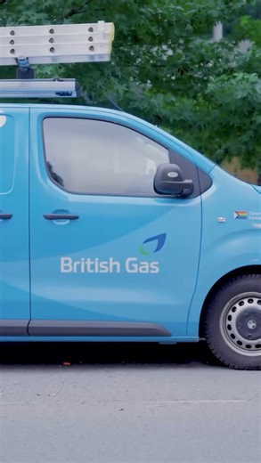 Annual energy bills will rise £35 from October according to Ofgem, whilst energy bills are expected to increase 20% in the next 4 years according to the regulator. Meanwhile, Centrica (owner of British Gas) gave its CEO, Chris O’Shea a basic salary rise of 29% last year for total compensation of £4.3 million. Household energy debt and arrears stand at £3.8 billion. What do you think? Learn more: @theequalitytrust @makethem.pay Filmed, edited and produced by @graeme_smith | NOVO ORG