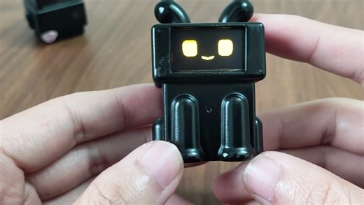 使用 ESP32-C3 Supermini 构建迷你 AI 聊天机器人 | 可充电电池 - 无需编程