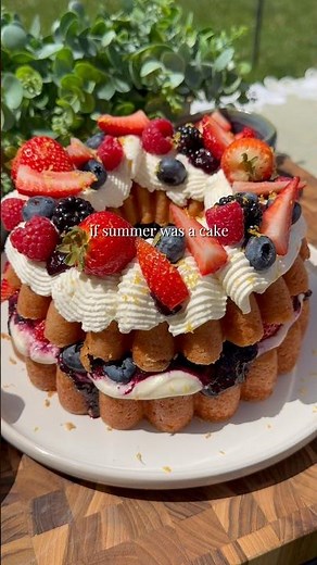Lemon Mascarpone Berries and Cream Cake #cake #lemon