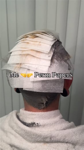 Toni plays with color 💜🩵💚💛🧡🩷 on Instagram: "I fuck with perm papers so hard! ✨Way less messy than cotton ✨Doesn't conduct heat like foil ✨Sometimes we don't need a full foam sheet or piece of plastic Perm papers are amazing for bleach touch ups, laying pokey greys down, separating colors.. so many more random little things! Such an underutilized tool! I don't do perms but always have these babies in my suite 😎"