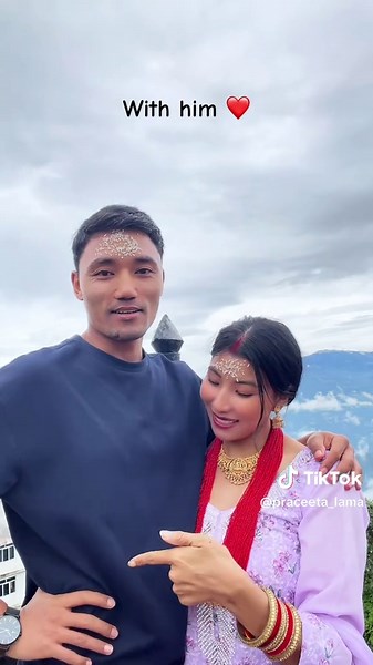 Celebrate Dasai with Joyful Couple Dance Videos