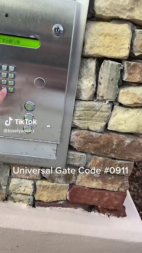 Universal Gate Codes for Gated Communities Access