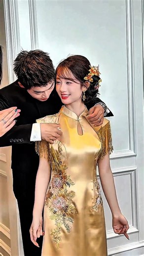 Stunning Chinese Wedding Dress 😍 New Style Qipao Took Everyone by Surprise! #wedding #shorts