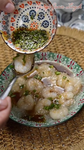 Quick Shrimp Roll Recipe with Rice Paper