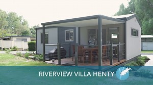 RIVERVIEW VILLA HENTY Situated right on the banks of the Edward River, wake up with water views and go to bed with sunset views - the perfect home away from home for families. Check it out here. | Deniliquin Riverside Caravan Park
