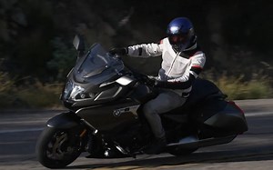 2022 BMW K 1600 B 首次骑行 中文字幕