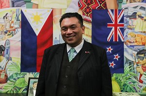 Ambassador wants better deal for Filipino students