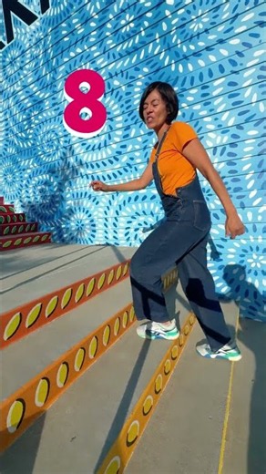 Christina Is ready to count every step 🚀🎶 #123andres #kidssongs