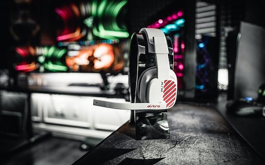 【耳机测评】罗技Astro A10 新一代电竞游戏头戴式耳机测评