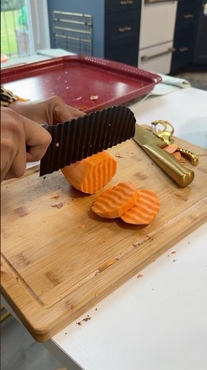 Making Candied Yams Using My Lucille Squirrel Peeler & Billy Wavy Crinkle Cutter | Holiday Prep