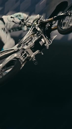 175K views · 2.7K reactions | FMX on repeat  #MonsterEnergy #FMX #Motocross | Monster Energy | Facebook