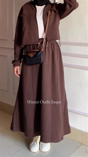 ‎Aمna | 美學🪽‎ on Instagram: "Outfit inspo 🤎 - - - - - - #explore #instagram #explorepage #reels #reelsinstagram"