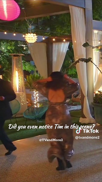 The same Tim that “doesn’t do wedding” 😆. Would you like to see the video where they dance together? #chenford #timandlucy #lucychen #timbradford #dancing #wedding #therookie #CapCut