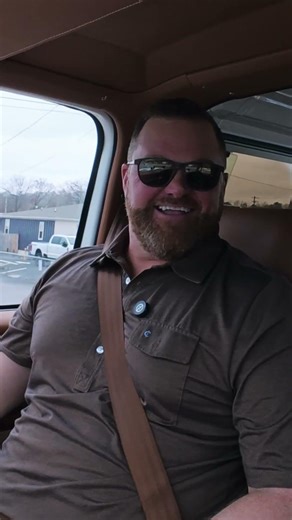 What color would you have picked on this 1984 K5 Blazer? #k5 #blazer #chevy #morganmusclecars