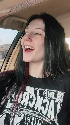 2.8K views · 162 reactions | Go try it and lmk what you think! 殺 #rotnreviews #starbuckssecretmenu #coffeereview #stayrotn #coffeerecipe | Carrie Cannibal | Facebook