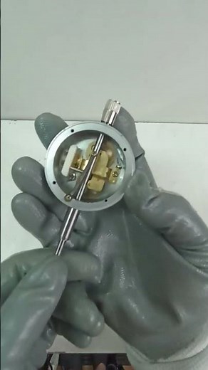 Cómo funciona un reloj comparador. #relojcomparador #metrología #medición #machinist #engineer