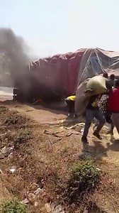2.4K views | This was yesterday's truck on fire in Kitwe Zambia - instead of helping the driver, they were just interested in looting his cargo Part 5 | Zim Scandals Gossip and News | Facebook