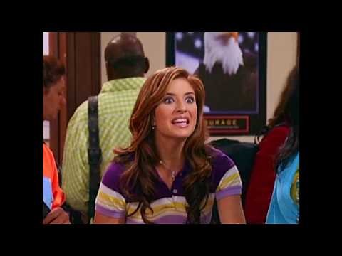 Es Tan Raven - 4x04 "Medium Infeliz" LATINO (Parte 1)