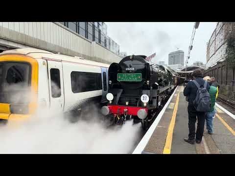 35028 ‘Clan Line’ departing London Victoria for Dover Priory - 13/03/2026