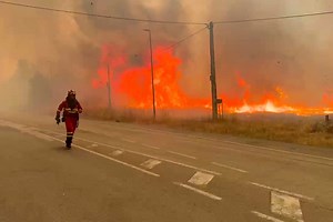 Is it safe to travel to Spain and Portugal? Latest travel advice during European wildfires