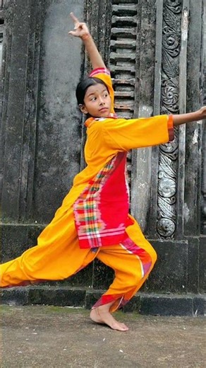 Bharatnatyam X Astronomia Dance Steps 🎶💥 | #dance #youtubeshorts #astronomia #bharatnatyam #shorts